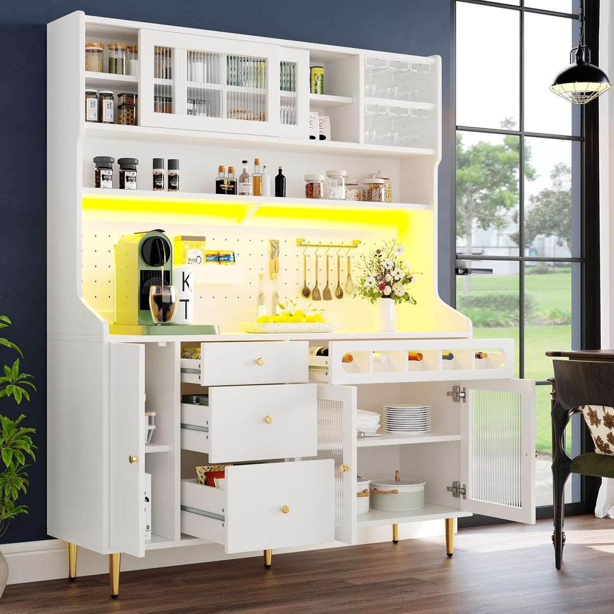 armadio VIEKOS 145 x 39 x 171 cm LED bianco, Armadio alto per soggiorno, sala da pranzo, armadio con ripiani regolabili